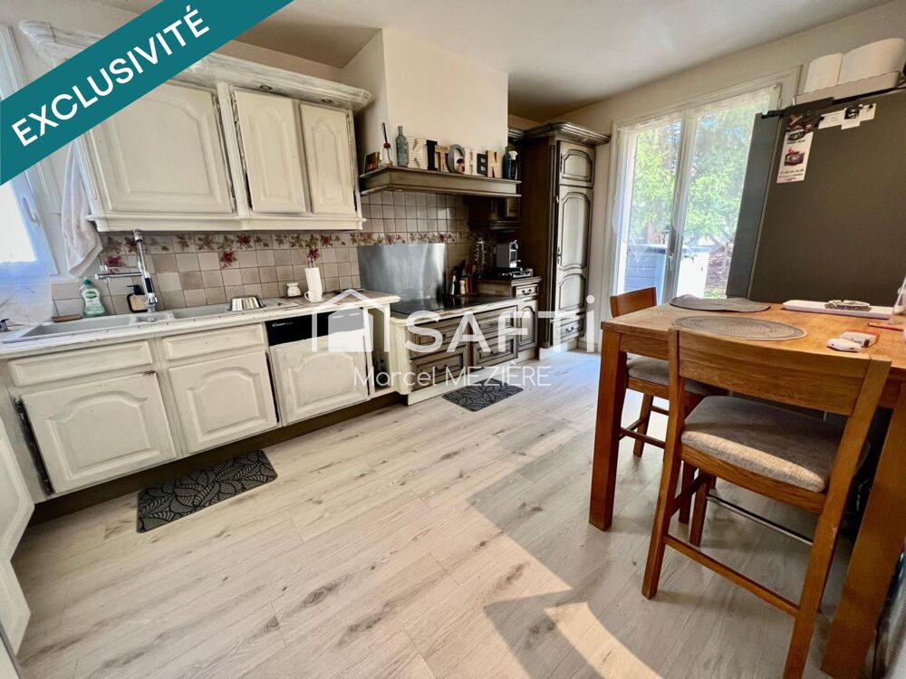 Vente Maison T6 sur 3 niveaux;sous sol sur toute la surface,5 chambres,tout confort,climatisation,terrain de 1700m2 clos et plat.Très bonne i Rosoy