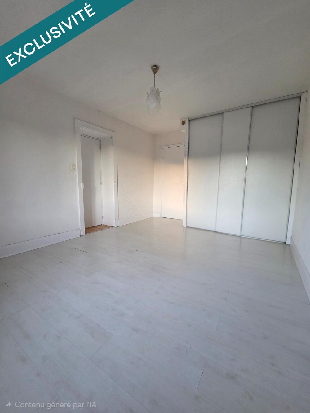 Vente Appartement Appartement T2 de 48 m² à vendre à Saint-Nabord. Situé au 1ere étage d'un immeuble de 1960, il est en bon état général et se com Saint-nabord
