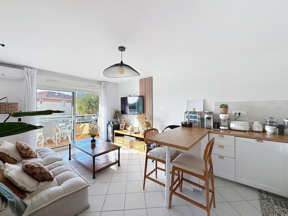 Vente Appartement APPARTEMENT 2/3 PIECES AVEC TERRASSE ET PARKING Saint-raphael