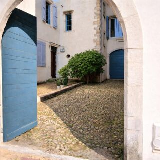  Maison à vendre 13 pièces 575 m²