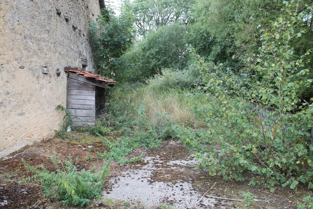 Vente Maison ancienne ferme à renover sur un terrain de 1575 m2 Gemonville