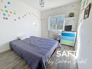  Maison  vendre 8 pices 156 m