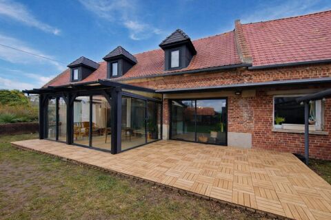   Long�re individuelle de 155 m� sur 910 m� Maison - 8 pi�ce(s) - 155 m�