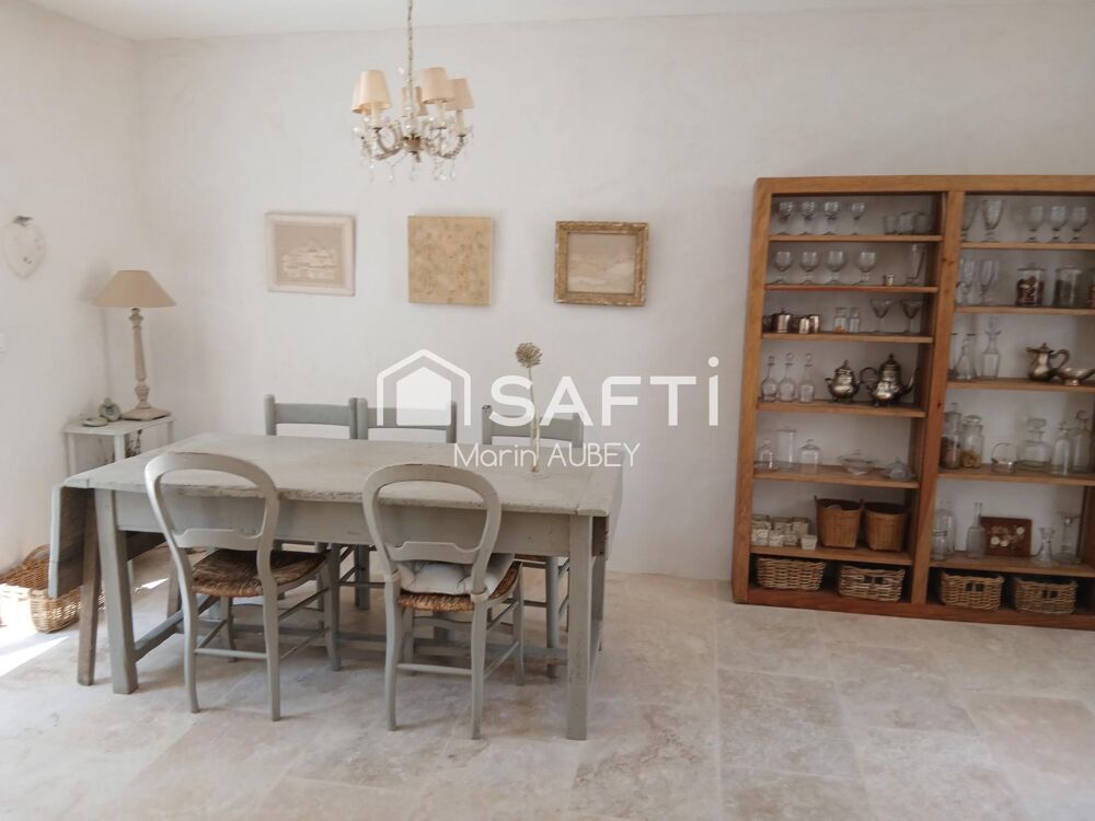 Vente Maison BELLE MAISON PROVENÇALE DANS SON ÉCRIN DE VERDURE Le pin
