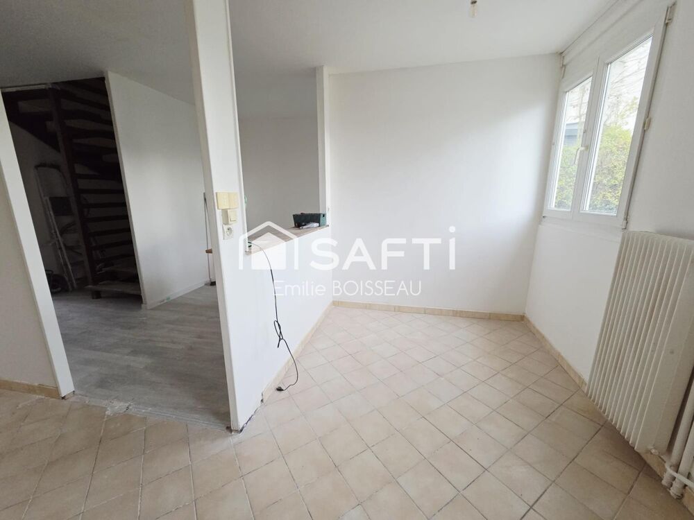 Vente Maison Maison à finir de rénover 4 chambres Jardin Garage Tinqueux