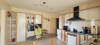  Maison  vendre 7 pices 164 m
