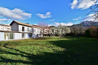  Maison à louer 6 pièces 136 m²