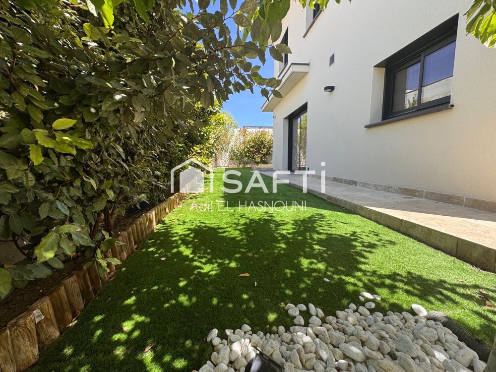 Maison contemporaine avec piscine  142 m² habitables  5 chambres  Terrain de 442 m²