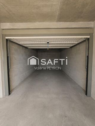  Parking / Garage � vendre 