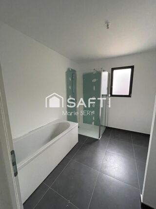  Maison  vendre 4 pices 105 m