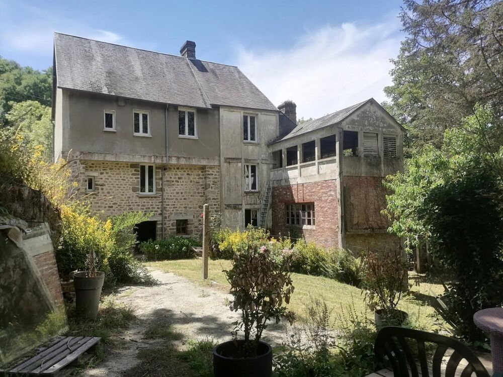 Vente Maison Maison atypique 130 m² – Terrain avec rivière – Mortain (50) Mortain-bocage