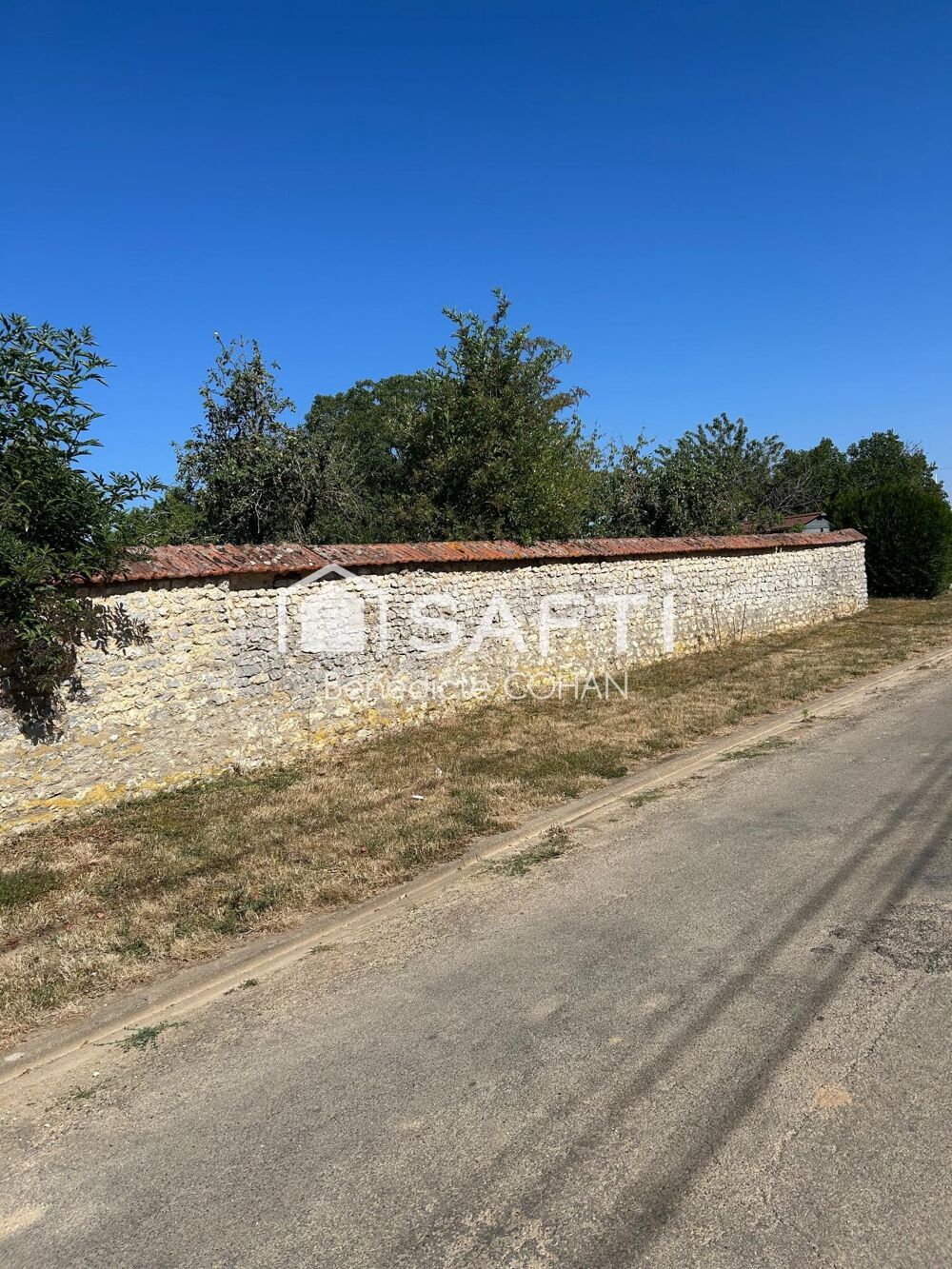 Vente Terrain Terrain constructible, dans une voie sans issus, à la campagne. Neuvy-en-dunois