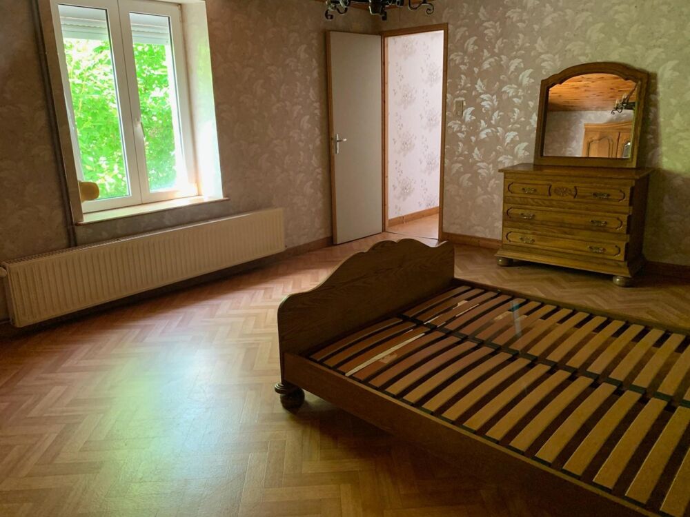 Vente Maison Maison familiale avec garages et jardin Merviller
