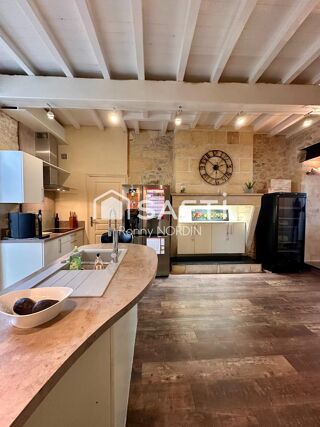  Maison à vendre 6 pièces 195 m²