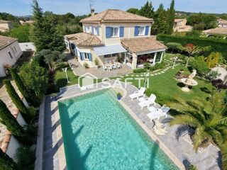  Maison à vendre 8 pièces 245 m²