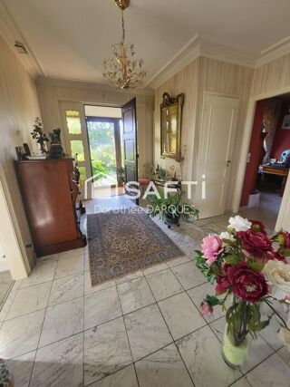  Maison à vendre 7 pièces 213 m²