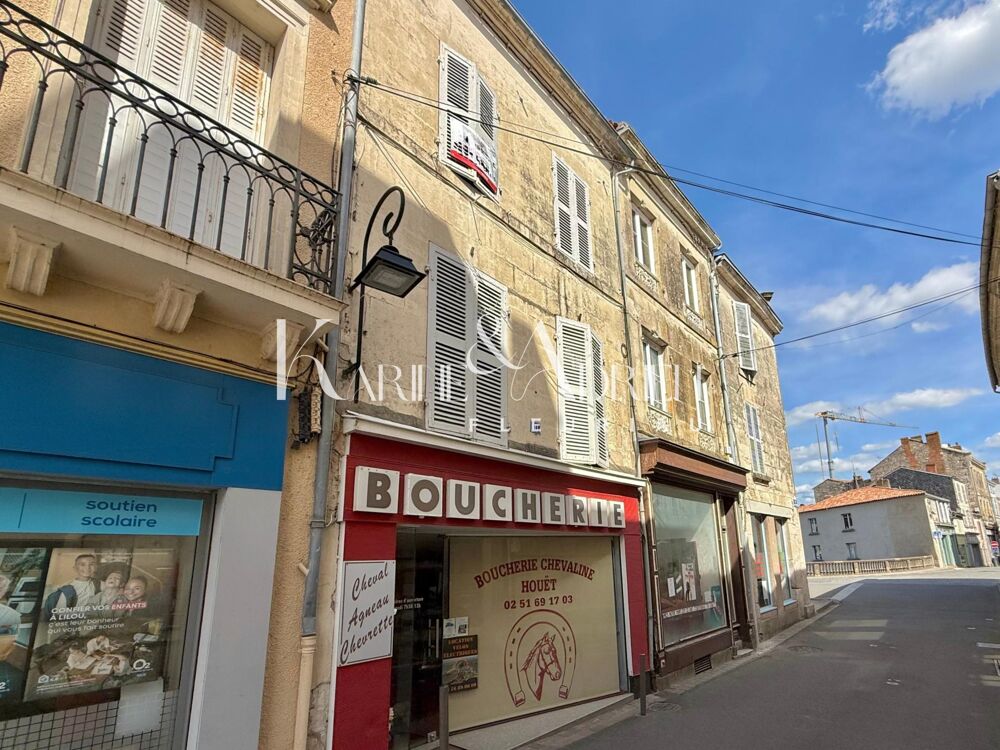 Maison de ville avec commerce