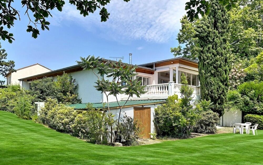 Vente Maison Villa d'architecte rénovée dans un ilôt de verdure Pompignac