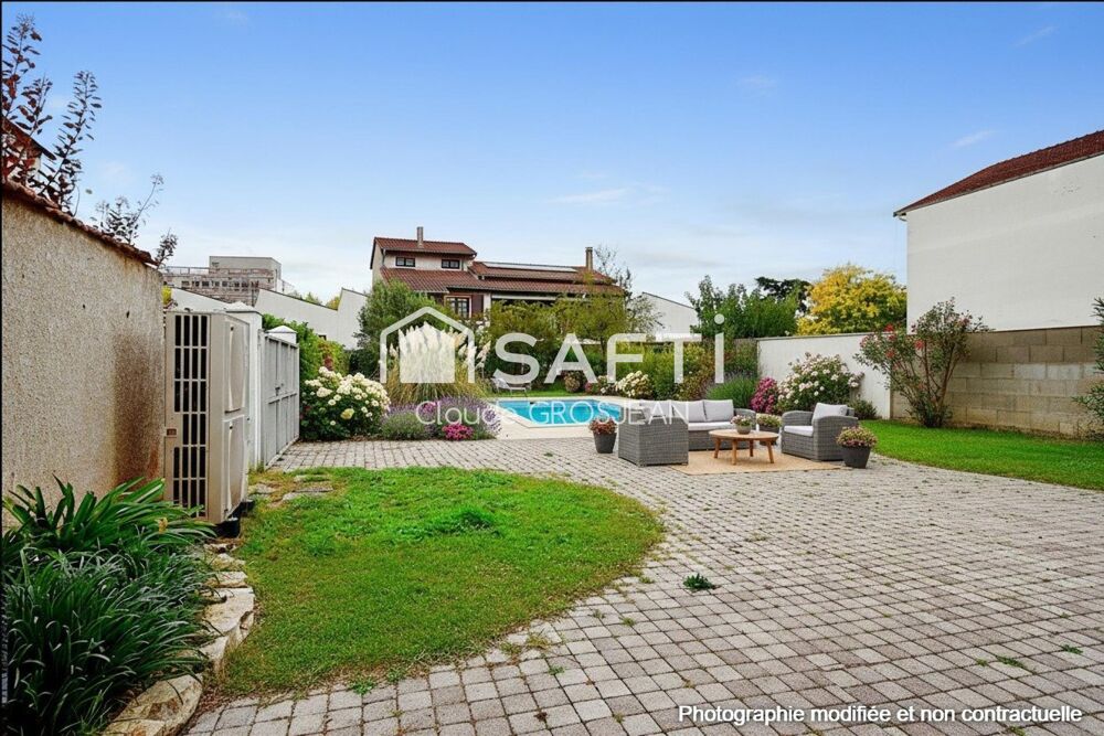 Maison de ville 4 Pièces 126 m²,avec terrasse pergola ,garage et jardin .
