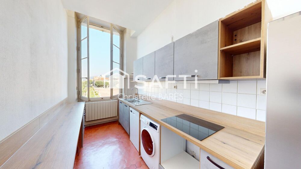 Toulon Centre  Grand appartement 98 m² au coeur de la ville  Ascenseur