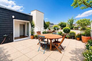 Vente Appartement DERNIERS ÉTAGES – TERRASSE 38 M² – TRÈS LUMINEUX – CALME ABSOLU Paris 13