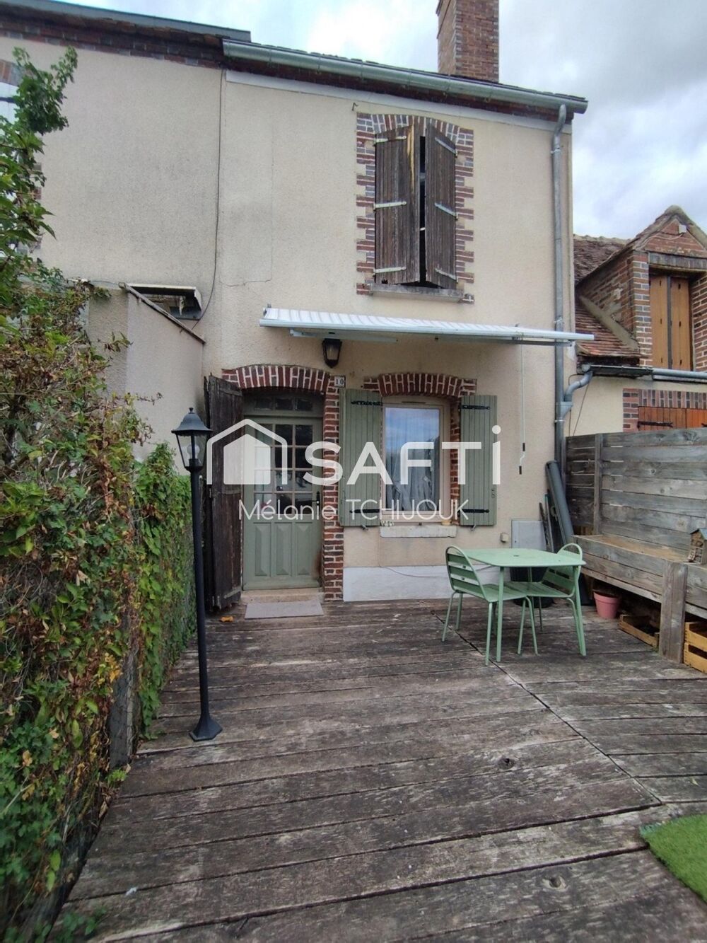 Vente Maison Maison sur 3 niveaux avec terrain constructible Saint-germain-des-pres