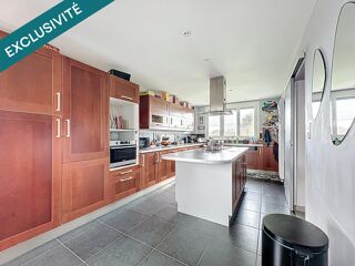  Maison � vendre 9 pi�ces 165 m�