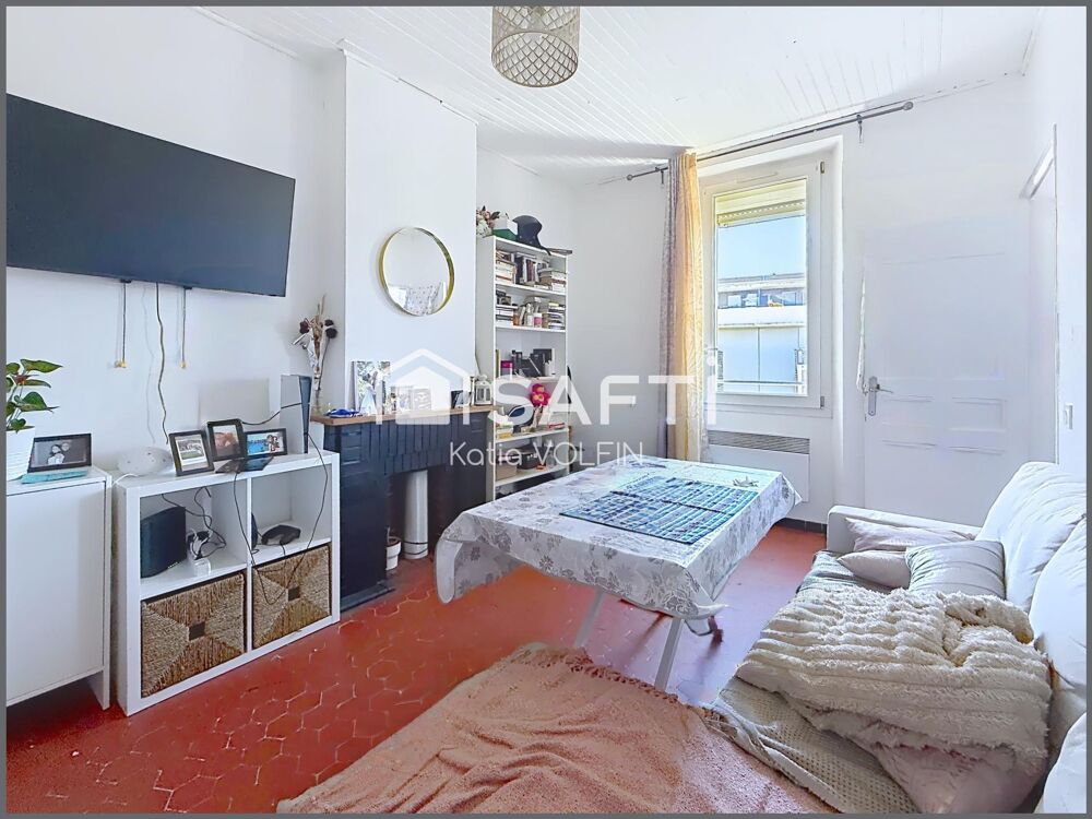 Vente Appartement T3 , 42m2 dernier étage sur cour au calme Marseille 10