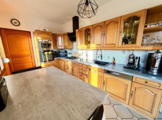  Maison à vendre 6 pièces 151 m²