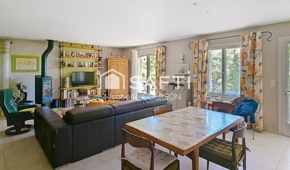 Bastide de 4 pièces avec studio à vendre à Pertuis