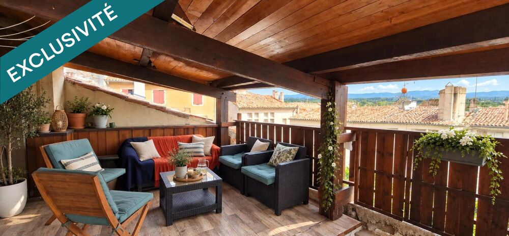 Une terrasse sur les toits de Pertuis