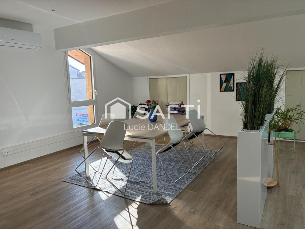   Bureau à louer de 158m² 