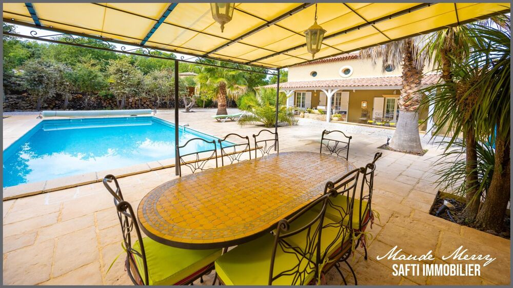 Propriété de standing - villa de 230 m2 quasiment de plain-pied - piscine - pool house - terrain de 4700 m2 - calme absolu sans