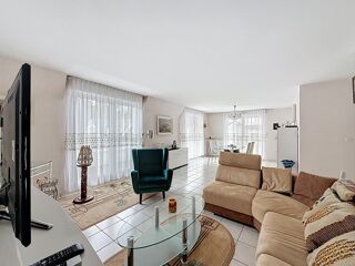  Appartement � vendre 4 pi�ces 120 m�