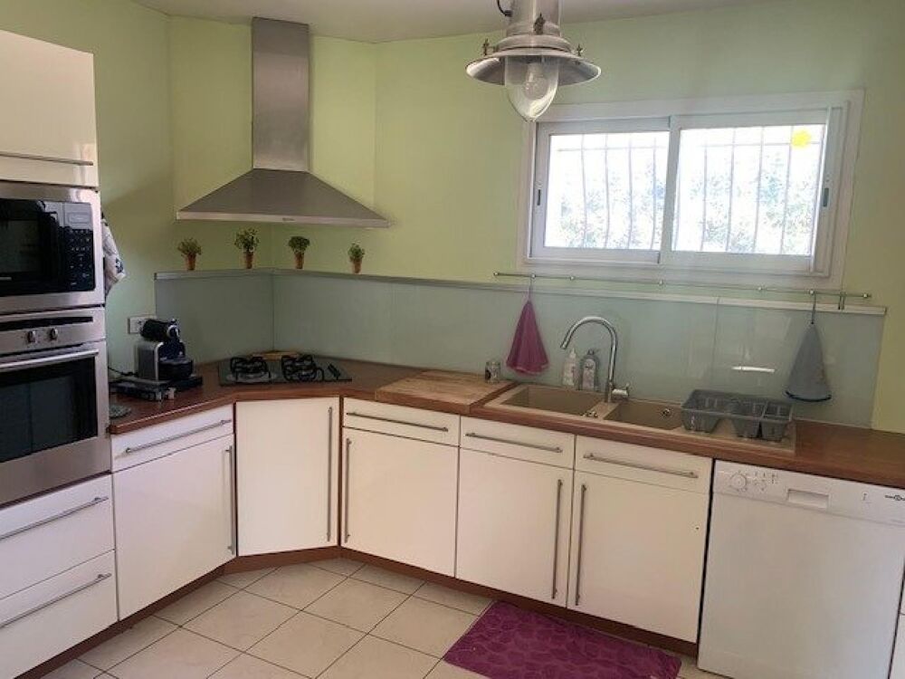 Vente Maison Très jolie maison 4 chambres plus T2 indépendant Beaucaire