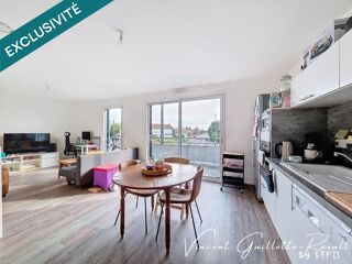  Immeuble à vendre 275 m²
