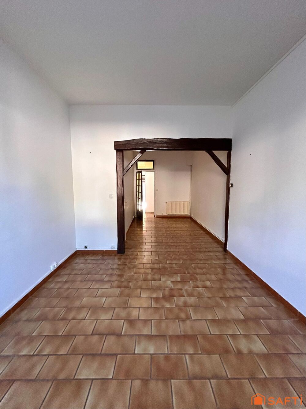 Maison de ville de 111m² - 3 chambres et bureau - cour