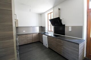  Maison  vendre 12 pices 251 m