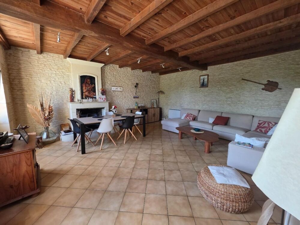 Vente Maison grande maison charentaise Asnieres-la-giraud