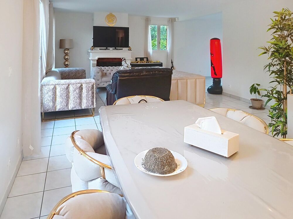 Superbe Maison Individuelle Domaine du Golf de Courdimanche 165M2 au sol 5CH
