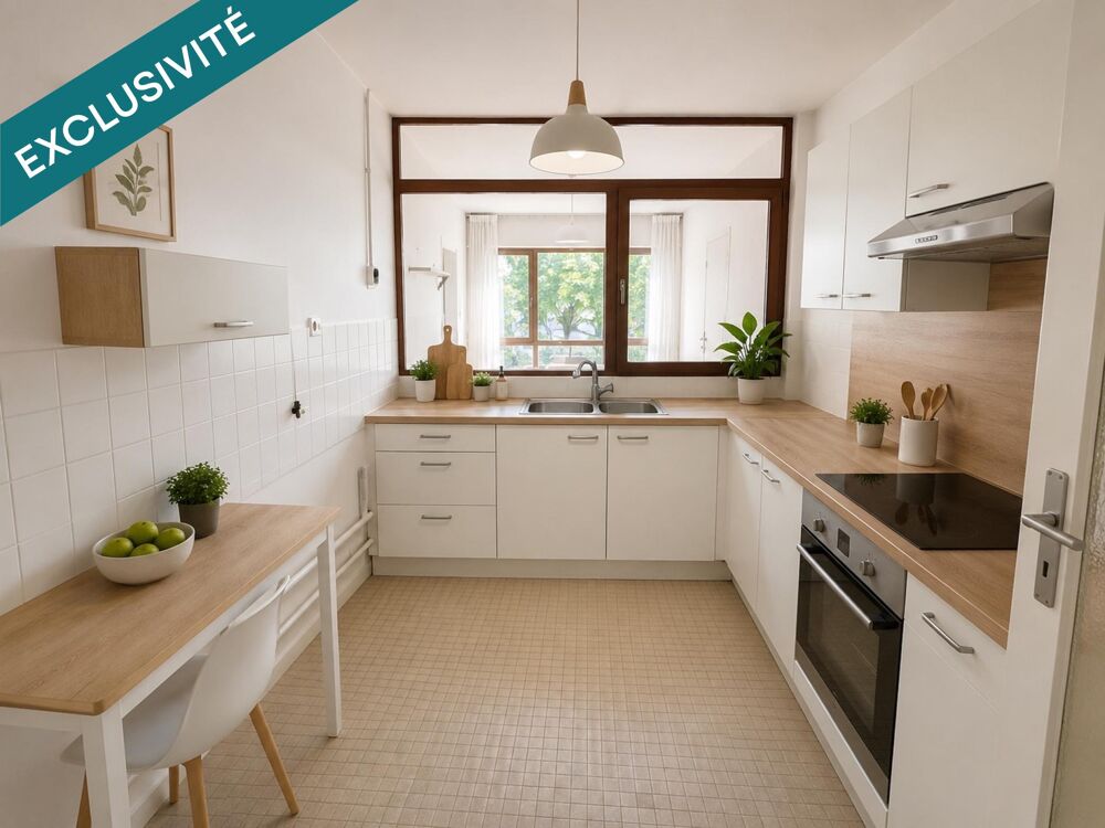 T2 avec loggia et cave  À rénover