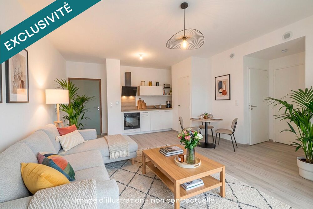 Investissement idéal, plein centre-ville et plein Sud avec terrasse et jardinet !