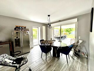  Maison  vendre 8 pices 183 m