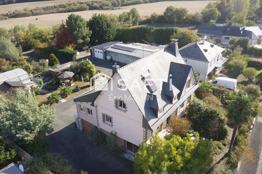 Vente Maison Cette grande Maison familiale avec un hangar professionnel. Segre en anjou bleu