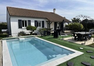 Vente Maison De l'espace pour chacun, une piscine pour tous : la maison de famille qu'on attendait. Saint-maurice-la-clouere