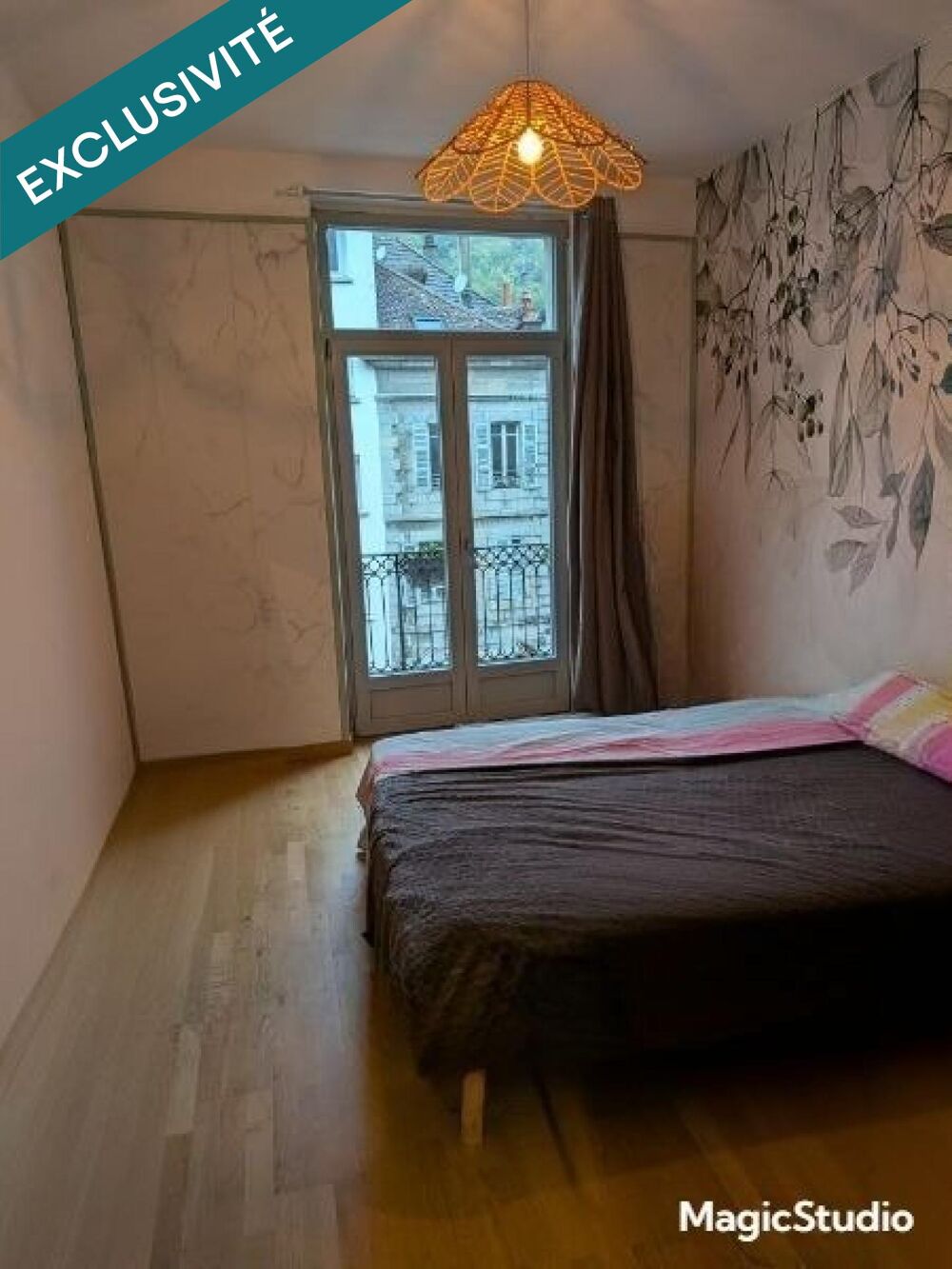 Vente Appartement SALINS-LES-BAINS CENTRE-VILLE : APPARTEMENT 2 CHAMBRES RÉNOVÉ DE 83 m² AVEC GRAND BALCON Salins-les-bains