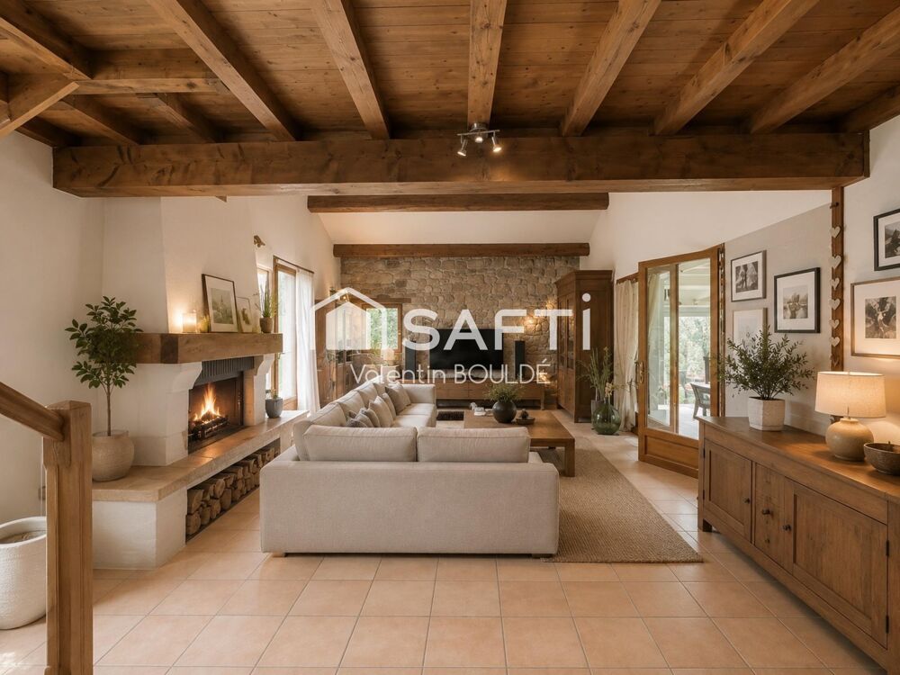 MAISON 5 PIÈCES  186 m²  TRETS