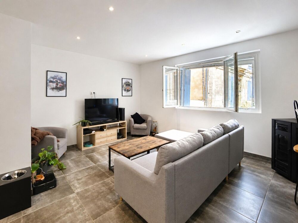 Appartement rénové avec goût  80 m²  Aucun travaux à prévoir  Centre de Mondragon