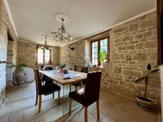  Propri�t�/ch�teau � vendre 10 pi�ces 215 m�