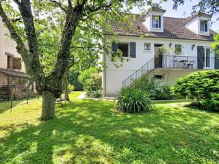 Vente Maison Maison 6 pièces 124 m² jardin de 950 m² environ Le plessis-trevise